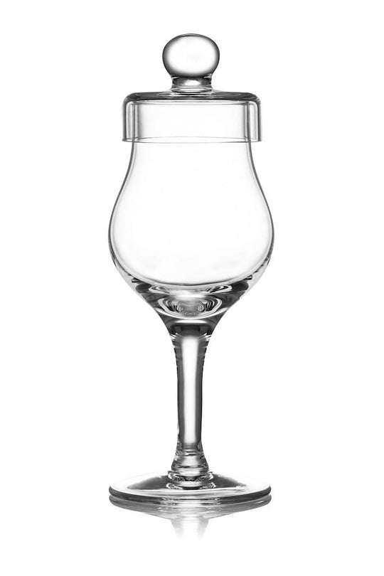 In this photo Whisky Glass G100 – 100 ml – with Lid – Hand-Blown – Amber Glass Mood4whisky