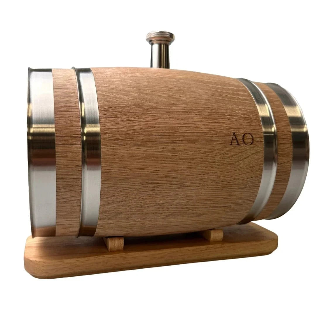 In this photo 55 & 46 Degrees North – Oak Cask – Glass Window – 3 L MoodCompanyNL