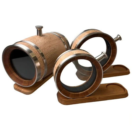 In this photo 55 & 46 Degrees North – Oak Cask – Glass Window – 3 L MoodCompanyNL
