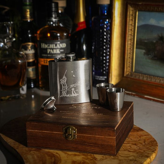Selbrae House – Hip Flask Set – Metal Engraved – Outdoor Use - Mood4whisky